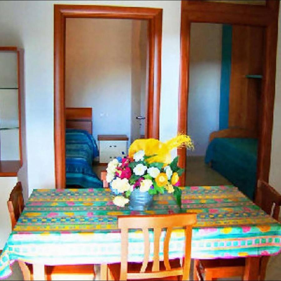 Villa Rinaldi Apartment Vieste Bagian luar foto