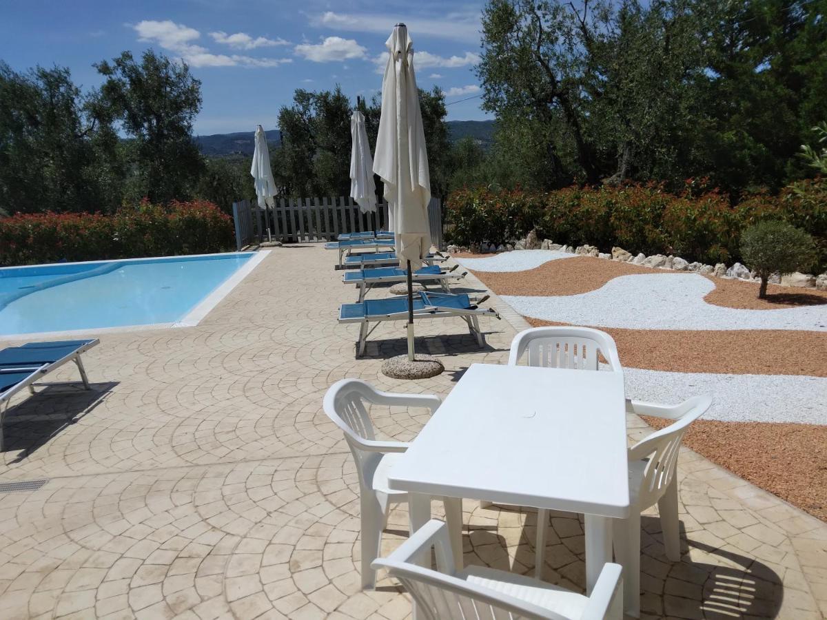 Villa Rinaldi Apartment Vieste Bagian luar foto